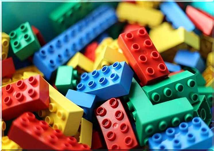 Lego pieces in different colors