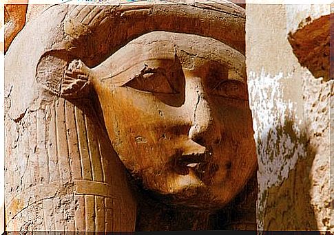 Sobekneferu: the first female pharaoh